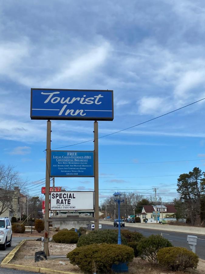 Tourist Hotel
