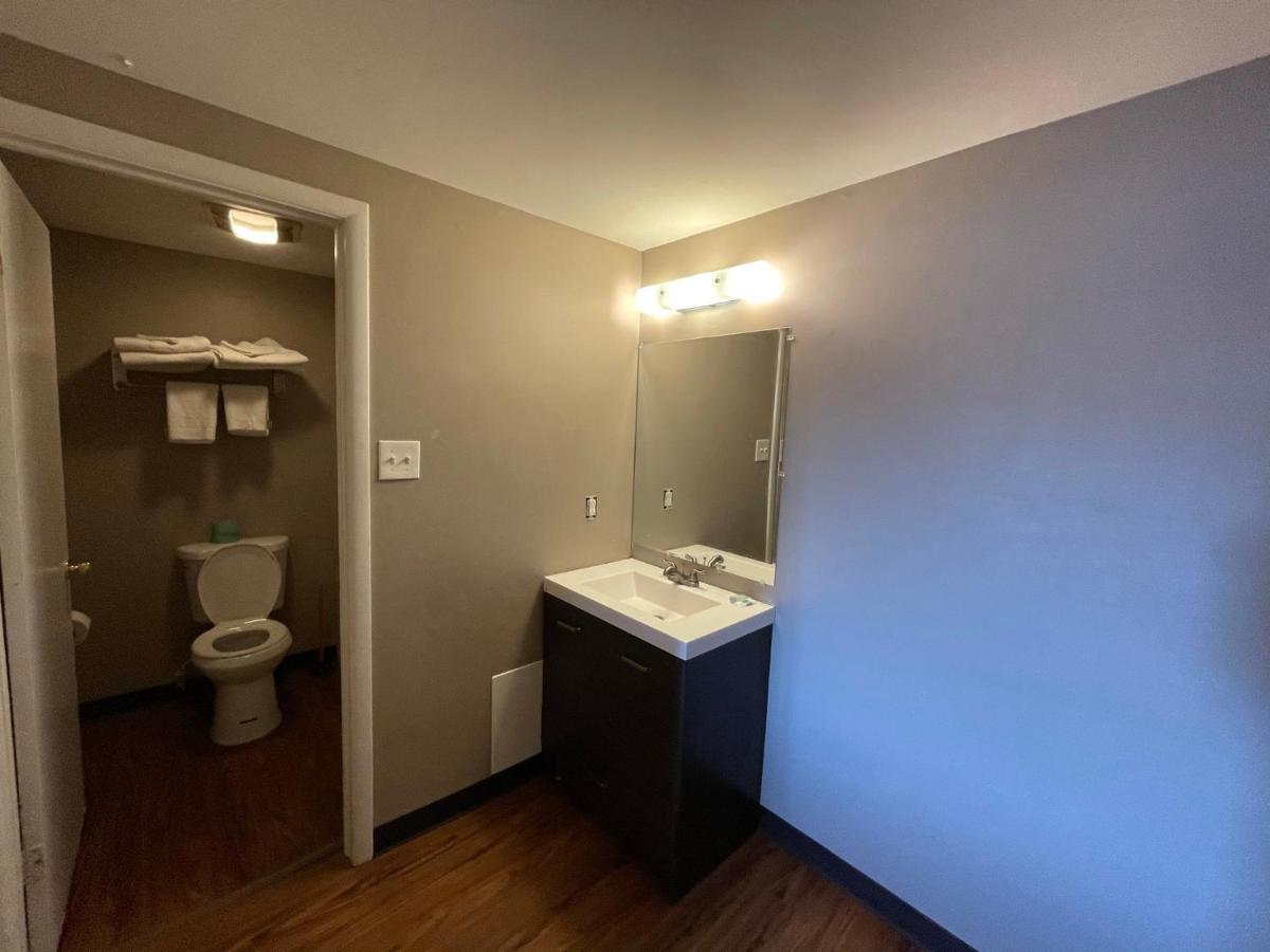 Tourist Hotel 2*