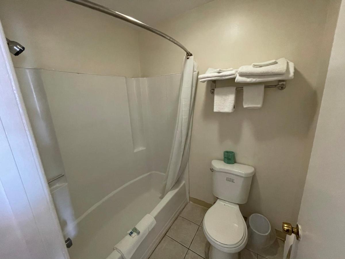 Tourist Hotel 2*