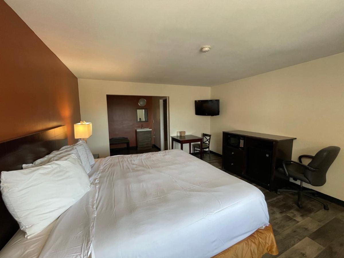 Tourist Hotel 2*