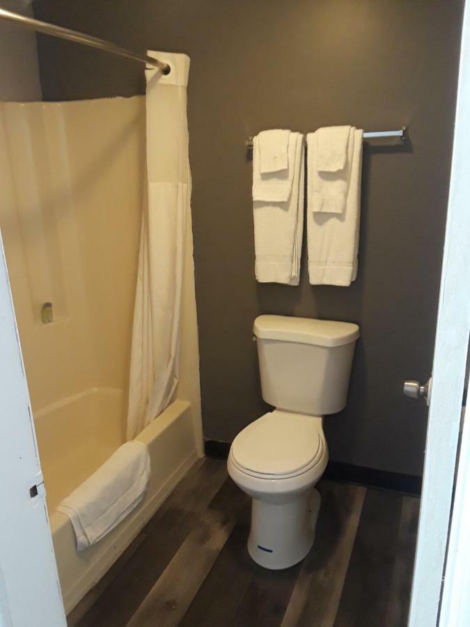 Tourist Hotel 2*